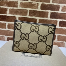 Gucci Clutch Bags